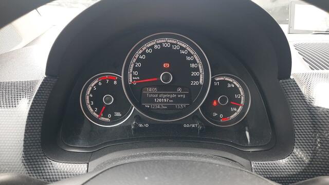 Volkswagen UP! 1.0 BMT move up! | Airco | 5-deurs | Smartphone Integratie |