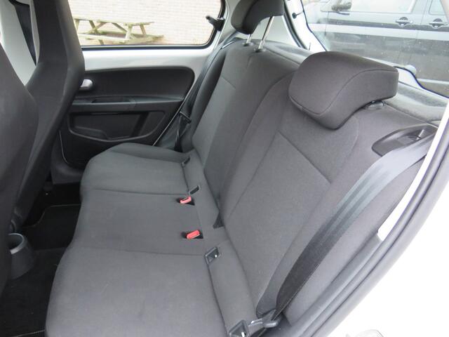 Volkswagen UP! 1.0 BMT Move Up! Executive * Rijklaarprijs incl. garantie * Camera * Cruise Control * Clima * Parkeersensoren