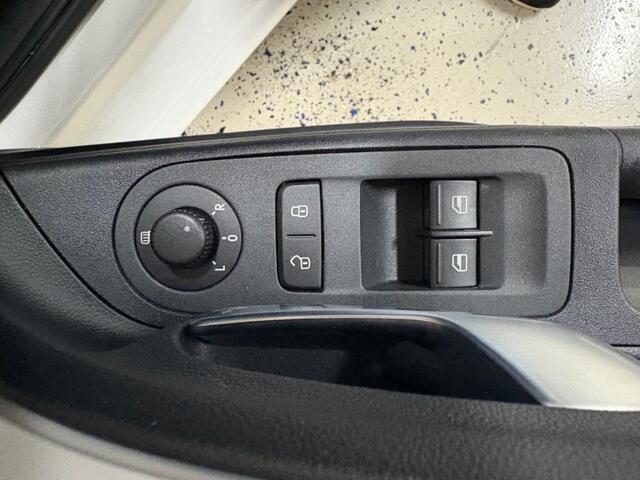 Volkswagen UP! 1.0 BMT TAKE UP! / AIRCO / DAB RADIO / BLUETOOTH / 5 DEURS