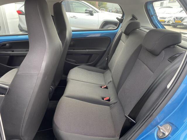 Volkswagen UP! 1.0 BMT take up! NL Auto Trekhaak Airco Elektrische ramen en vergrendeling