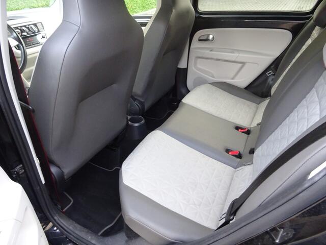 Volkswagen UP! 1.0 BMT UP! BEATS AUDIO AIRCO BLUETOOTH LICHTMETAAL