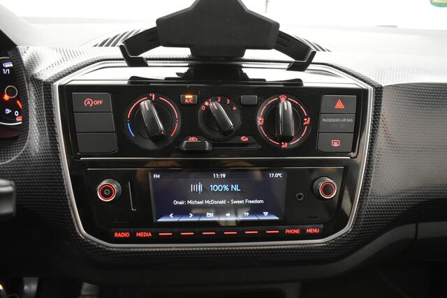 Volkswagen UP! 1.0 BMT move up Executive