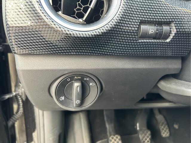 Volkswagen UP! 1.0 BMT move up! 5 Deurs Airco Keurige auto