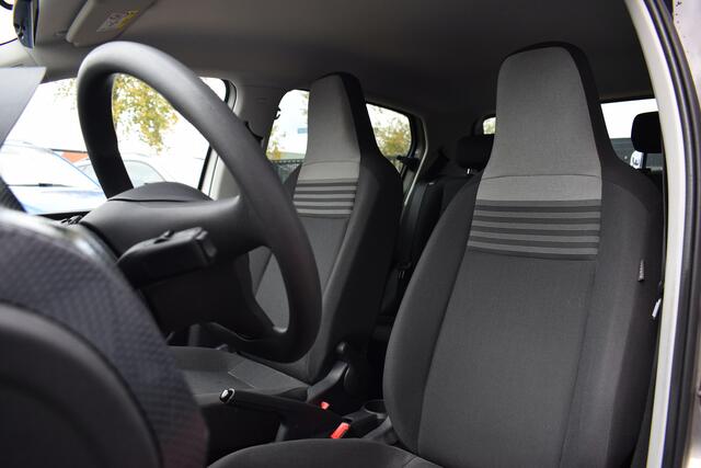 Volkswagen UP! 1.0 | Camera | Cruise | LM Velgen | Climate