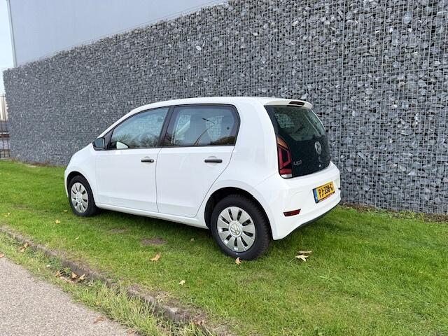 Volkswagen UP! 1.0 BMT take up! 5Drs/Airco