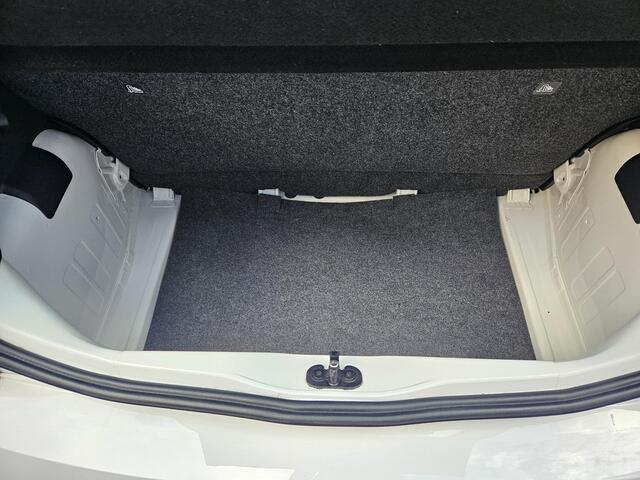 Volkswagen UP! 1.0 BMT take up! / Airco/ Elektrische ramen/ LED