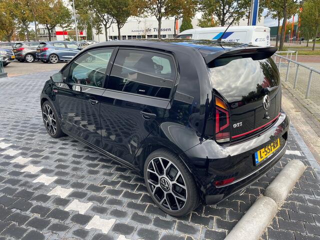 Volkswagen UP! 1.0 116PK TSI GTI | 1e eigenaar | Origineel NL | Camera | Clima | Stoelverwarming |