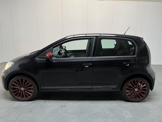 Volkswagen UP! 1.0 BMT high up! / BLUETOOTH/ CRUISE CONTROL/ LEDER MULTIFUNC. STUUR/ PARK. SENSOREN + CAMERA/ 17" LMV/ AIRCO