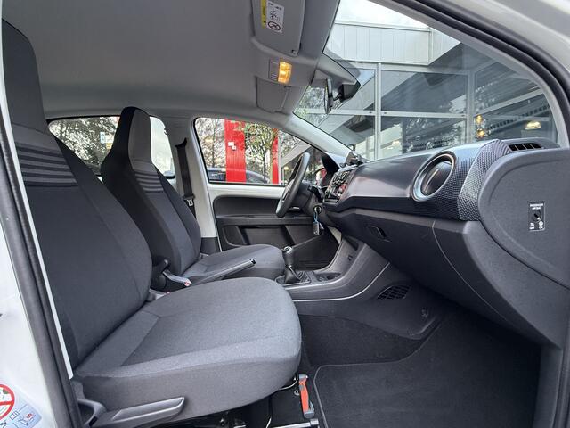 Volkswagen UP! 1.0 BMT MOVE UP! *!* AIRCO/ NAVIGATIE/ 58 DKM/ 1ste EIGENAAR *!*