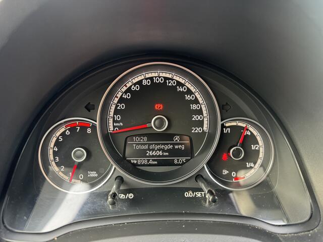 Volkswagen UP! 1.0 BMT move up! | AIrco | PDC | DAB