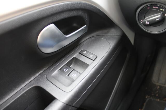 Volkswagen UP! 1.0 Clima/Cruise PDC/Blue tooth