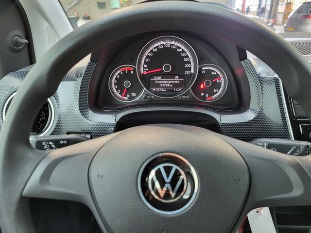 Volkswagen UP! 1.0 | Airco | DAB | Bluetooth |*