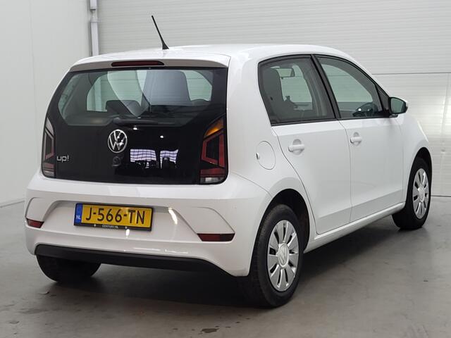 Volkswagen UP! 1.0 | Airco | DAB | Bluetooth |*