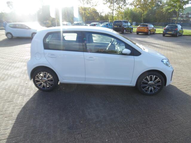 Volkswagen UP! 1.0 move up