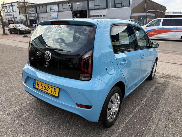Volkswagen UP! 1.0 BMT move up!