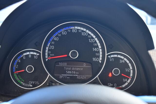 Volkswagen UP! e-Up! e-up! Style Sport | All-seasons | Stoelverwarming | Camera | 12 mnd BOVAG garantie | Whatsapp 06-53188999