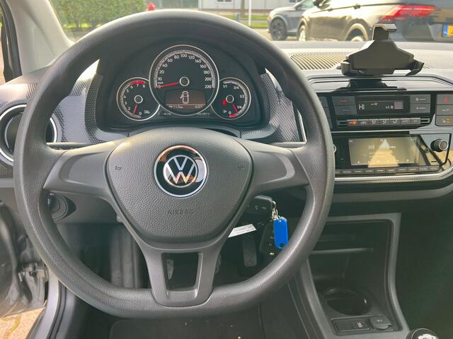 Volkswagen UP! 1.0 airco, stoelverw, elek ramen