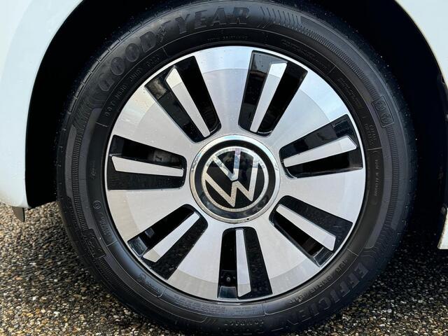 Volkswagen UP! 83pk Style | BTW | Climate | Cruise | Stoelverwarming
