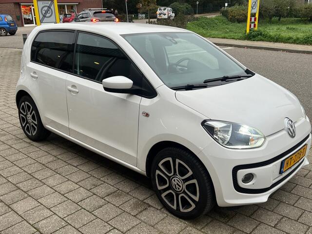 Volkswagen UP! 1.0 BMT HIGH UP!