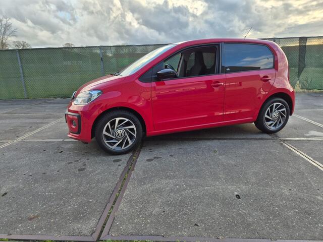 Volkswagen UP! 1.0 BMT high up!