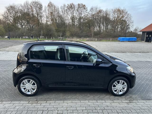 Volkswagen UP! 1.0 BMT high up! Cruise Pdc Clima Stoelverwarming Led Nap
