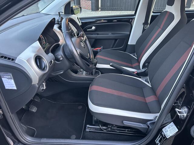 Volkswagen UP! 1.0 BMT high up! Cruise Pdc Clima Stoelverwarming Led Nap
