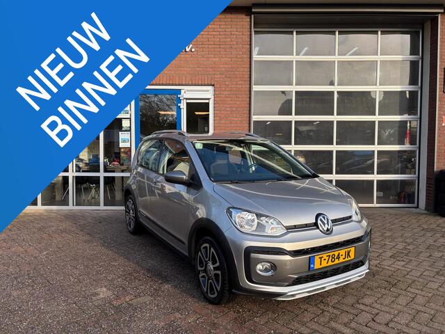 Volkswagen UP! 1.0 TSI BMT cross up!