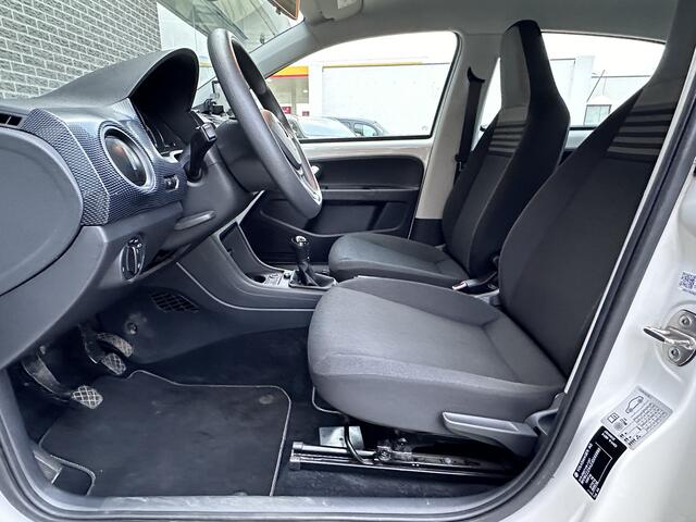 Volkswagen UP! 1.0 BMT move up! | Airco | Radio