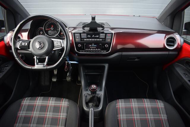 Volkswagen UP! GTI 1.0 TSI 116pk | Pano | Beats | Camera