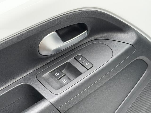 Volkswagen UP! 1.0 5-deurs | Bluetooth | Airco | Nette staat | Rijklaar incl. 1 jaar Bovag garantie