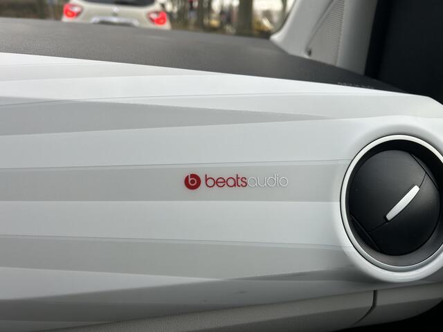 Volkswagen UP! 1.0 BMT up! beats Led Cruise Pdc Camera Nap