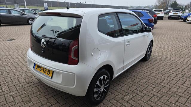 Volkswagen UP! 1.0 move up! I Automaat I AIRCO I Elektrische Ramen I CV I Stuurbekrachtiging I Nette auto I BOVAG Garantie