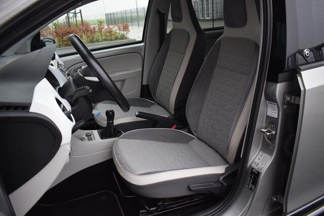 Volkswagen UP! 1.0 TSI 90pk Beats | Pano | Cruise | Camera