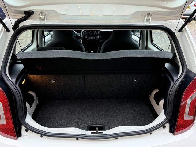 Volkswagen UP! 1.0 move up! BlueMotion / Airco/ Navigatie/ Bluetooth/ LMV