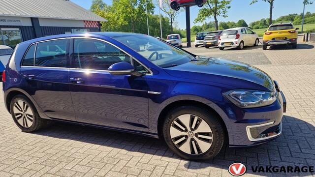 Volkswagen e-Golf e-Golf