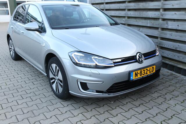 Volkswagen e-Golf / Warmtepomp / Cruise / Climate / Stoelverw / Virtual Cockpit
