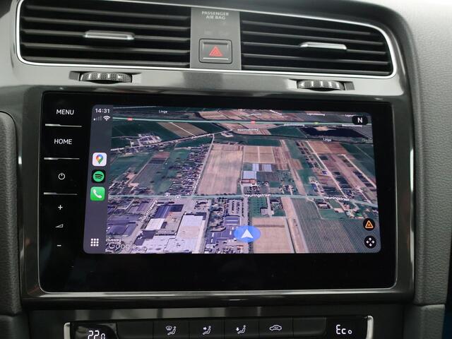 Volkswagen e-Golf Aut. + APPLE CARPLAY | FULL LED | CAMERA | SFEERVERLICHTING | NAVIGATIE