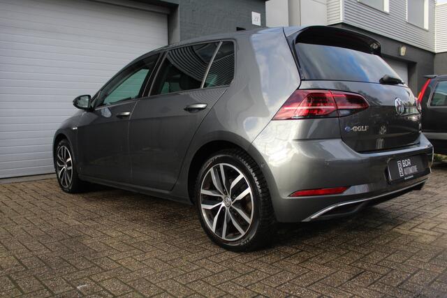 Volkswagen e-Golf Full option|Virtual cockpit|Leder|dynaudio E-DITION