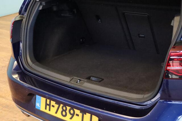 Volkswagen e-Golf e-Golf | NAVI | CLIMA | PDC V+A | CRUISE | STOELVERW |