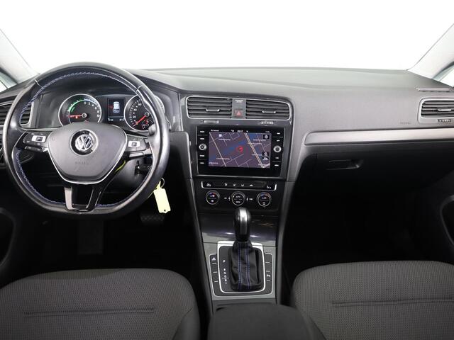 Volkswagen e-Golf E-DITION 136PK | Automaat | Navigatie | Cruise control | Parkeersensoren