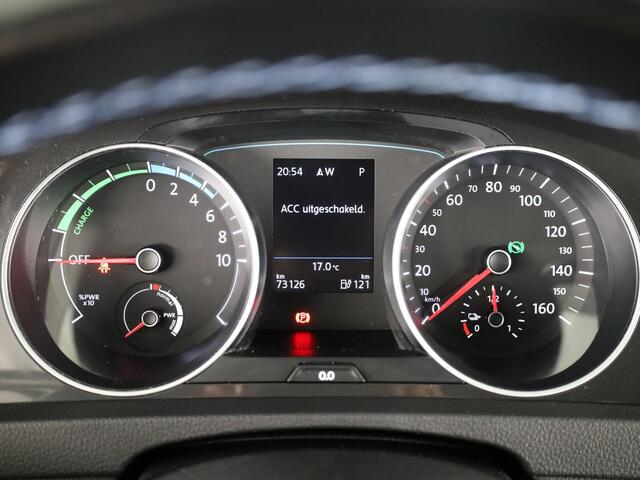 Volkswagen e-Golf E-DITION 136PK | Automaat | Navigatie | Cruise control | Parkeersensoren