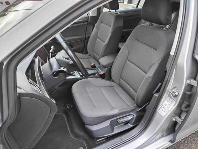 Volkswagen e-Golf ACC / Digitaal Display / Carplay / Keyless