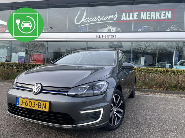 Volkswagen e-Golf E-DITION Automaat / Climate control - Cruise control adaptive - Park. sensoren V+A - Navigatie full map - MF Lederen stuurwiel - Ramen en Spiegels Elektrisch - V-stoelen verwarmbaar - Bluetooth