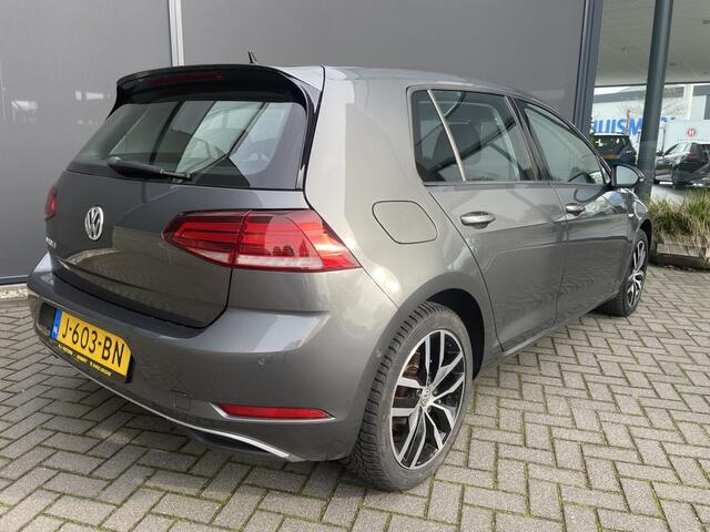 Volkswagen e-Golf E-DITION Automaat / Climate control - Cruise control adaptive - Park. sensoren V+A - Navigatie full map - MF Lederen stuurwiel - Ramen en Spiegels Elektrisch - V-stoelen verwarmbaar - Bluetooth