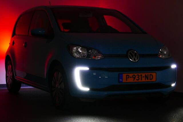 Volkswagen e-Up e-Up! Camera, Clima, Cruise, Stoelverw, 15"LMV, Led, Smartphonedock