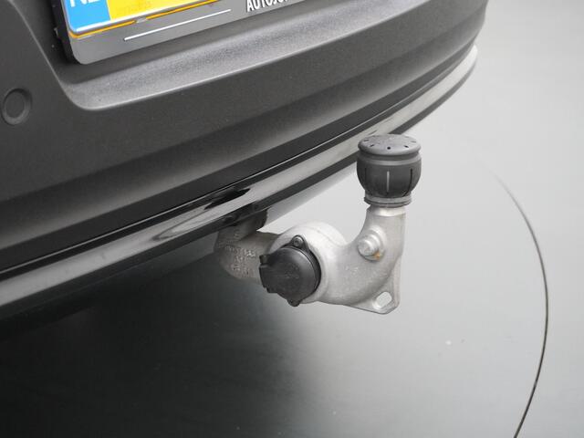 Volvo C40 Single Motor Plus 69 kWh NAP | Trekhaak | Camera