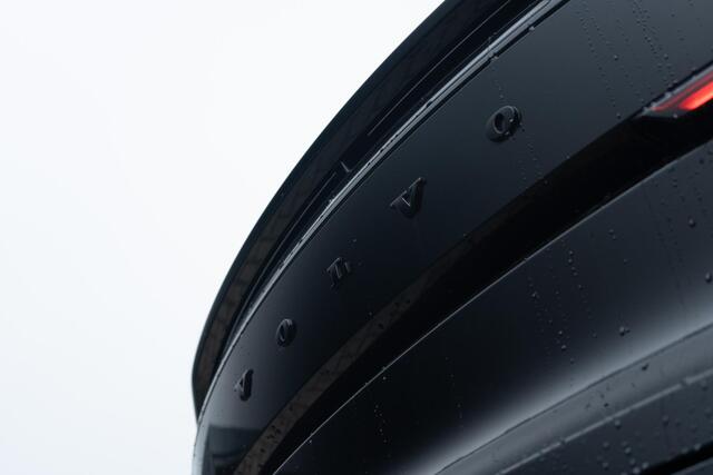 Volvo C40 EC40 Single Motor Ext. Range Plus 82 kWh | Verwarmbare stoelen | Warmtepomp | 20" wielen | Donker glas | Panoramadak | Parkeercamera |