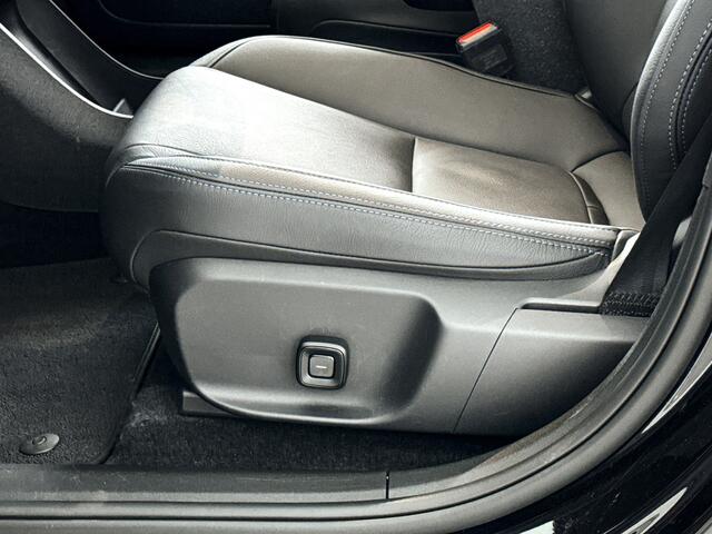 Volvo EX30 Single Motor Extended Range Ultra 69 kWh | Panoramadak | 360º camera | Harman Kardon