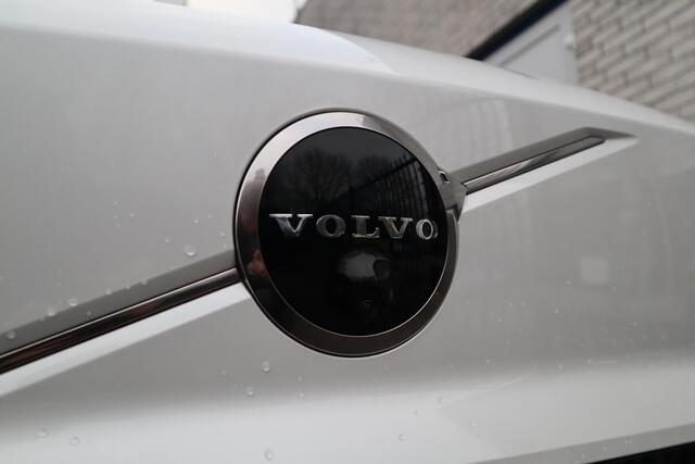 Volvo EX30 Twin Motor Performance Ultra 69 kWh