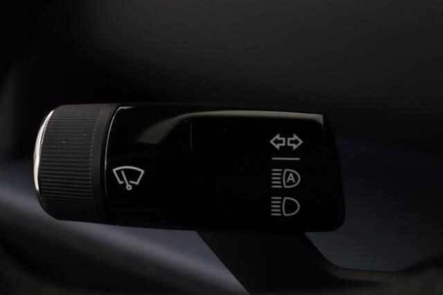 Volvo EX30 TWIN PERFORMANCE PLUS 69 kWh -CLIMATE|CAMERA|HK-AUDIO|ADAP.CRUISE|BLIS